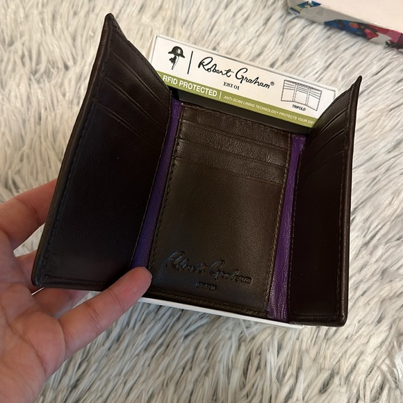 Robert Graham Men’s Brown Leather Tri-Fold Wallet NIB - Picture 4 of 4